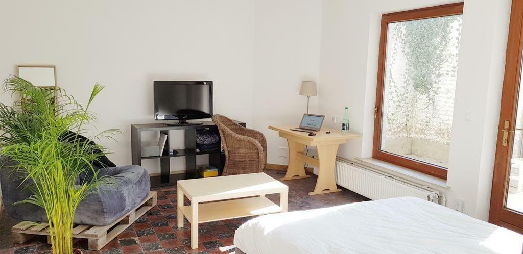 Appart-Hotel Grand Place Турне Екстериор снимка